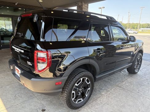 Used 2023 Ford Bronco Sport Outer Banks AWD/4WD image 6