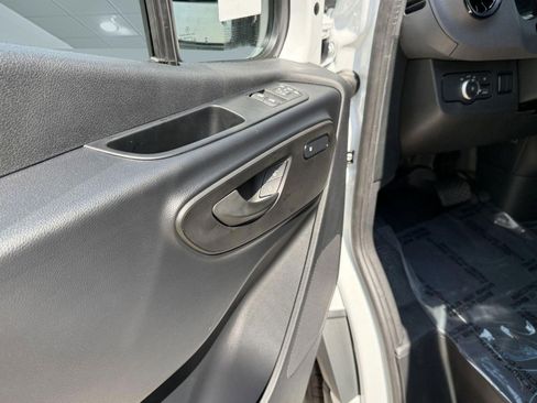 New 2025 Mercedes-Benz Sprinter 2500 image 13