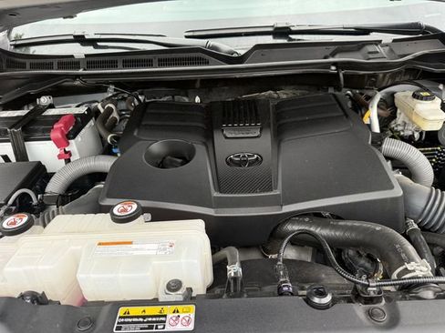 Used 2024 Toyota Tundra SR5 AWD/4WD image 34