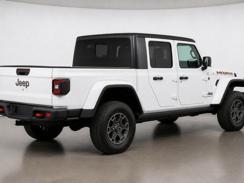 Used 2025 Jeep Gladiator Mojave AWD/4WD image 4