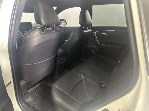 Used 2024 Toyota RAV4 XSE w/ Premium Package AWD/4WD image 20