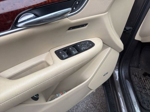 Used 2019 Cadillac XT5 Premium Luxury w/ Driver Assist Package image 19