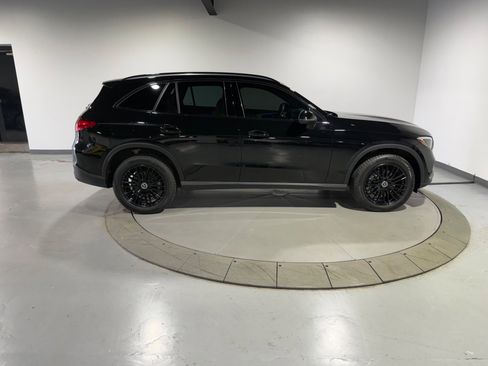 Used 2024 Mercedes-Benz GLC 300 4MATIC image 6