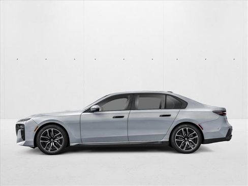 New 2026 BMW 760i xDrive image 3
