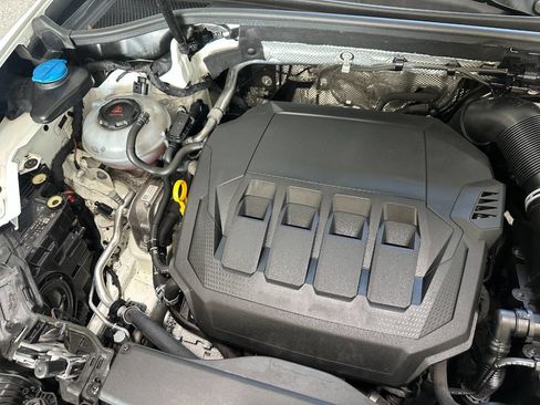 Used 2023 Audi Q3 2.0T Premium image 24