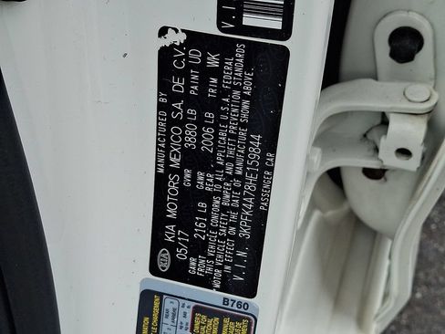 Used 2017 Kia Forte LX FWD image 29