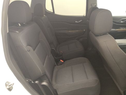 Used 2021 GMC Acadia SLE w/ Driver Convenience Package FWD image 19