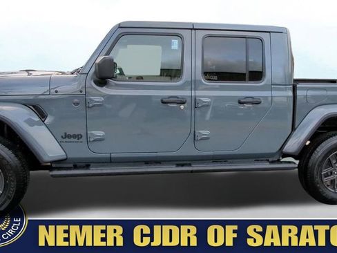 New 2026 Jeep Gladiator Sport image 4