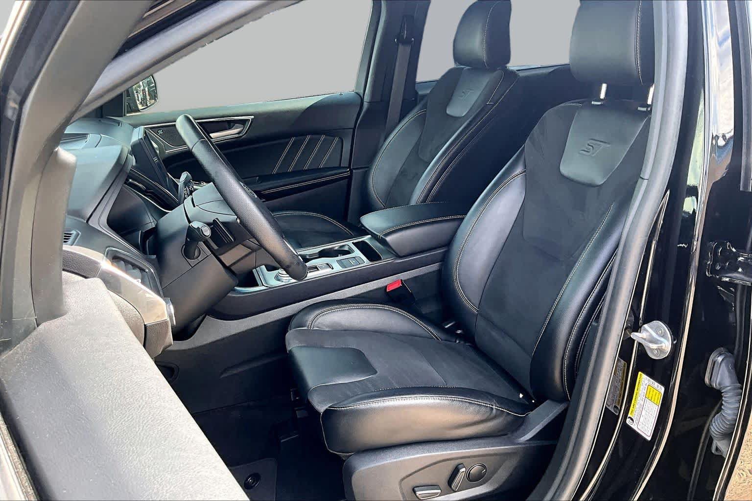 Certified 2023 Ford Edge ST AWD/4WD image 8
