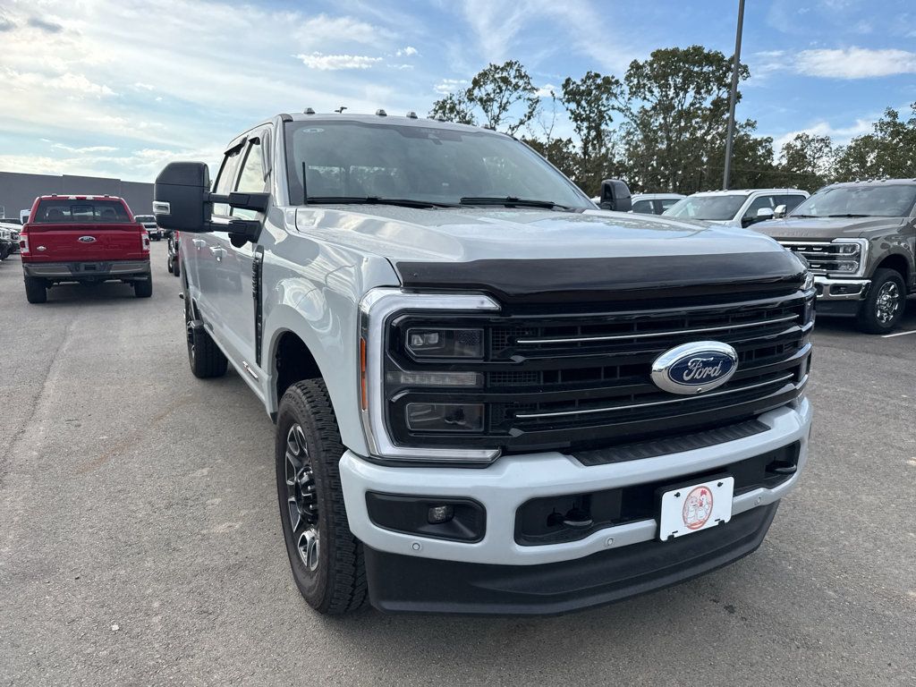 Used 2026 Ford F250 Platinum AWD/4WD image 3