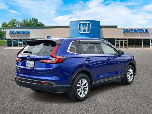 Certified 2025 Honda CR-V LX image 4