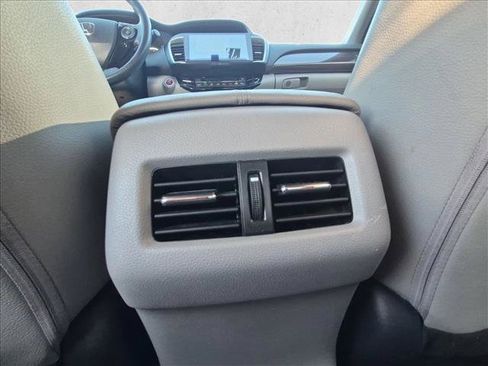 Used 2016 Honda Accord EX-L image 11