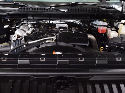 Used 2024 Chevrolet Silverado 2500 High Country w/ High Country Premium Package AWD/4WD image 33