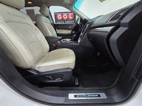 Used 2016 Ford Explorer Platinum AWD/4WD image 20