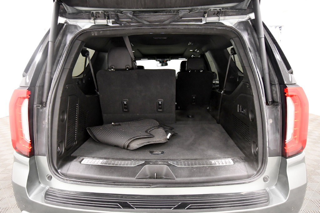 Used 2023 GMC Yukon XL Denali AWD/4WD image 7