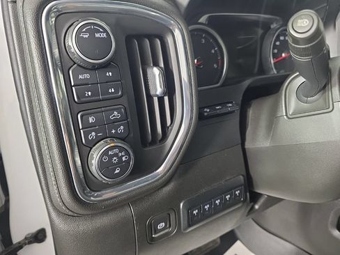 Used 2022 Chevrolet Silverado 2500 High Country w/ Z71 Off-Road Package AWD/4WD image 14