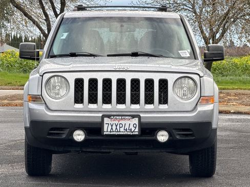 Used 2016 Jeep Patriot Sport image 6