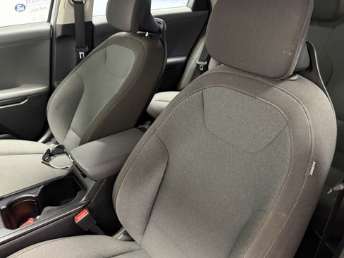 Used 2025 Kia K4 FWD image 19