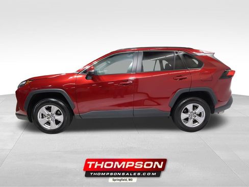 Used 2025 Toyota RAV4 XLE image 1