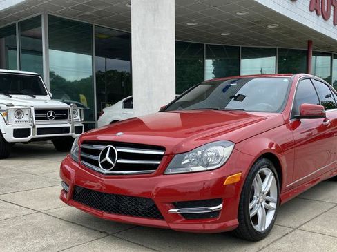Used 2014 Mercedes-Benz C 250 Sedan image 3