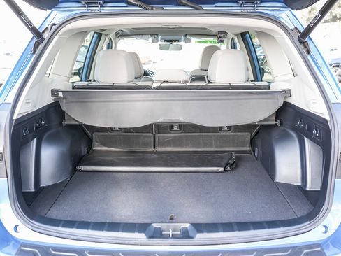 Used 2021 Subaru Forester Premium image 26