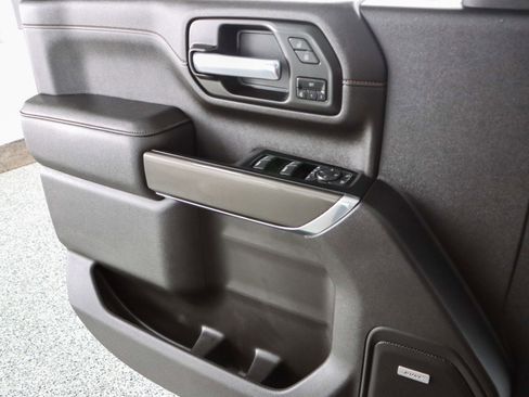 Used 2023 GMC Sierra 2500 AT4 w/ AT4 Premium Plus Package image 27