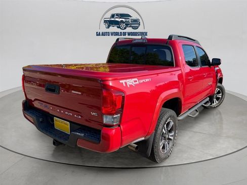 Used 2016 Toyota Tacoma TRD Sport w/ Towing Package image 6