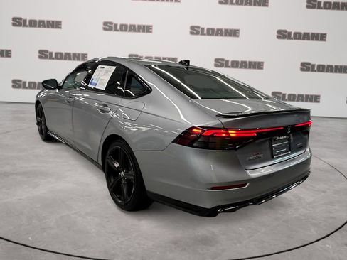 Used 2023 Honda Accord Sport image 3