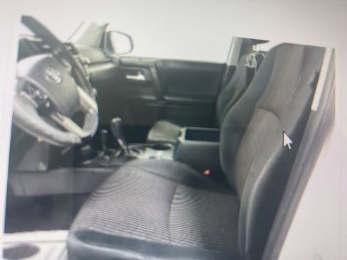 Used 2016 Toyota 4Runner Trail AWD/4WD image 2