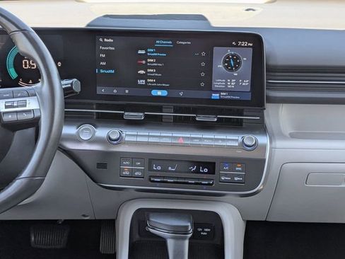 Used 2024 Hyundai Kona SEL FWD image 17