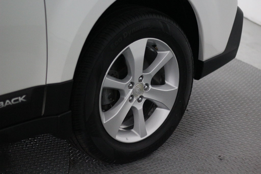 Used 2014 Subaru Outback 2.5i Limited AWD/4WD image 62