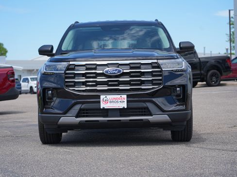 New 2026 Ford Explorer Active w/ Active Comfort Package AWD/4WD image 9