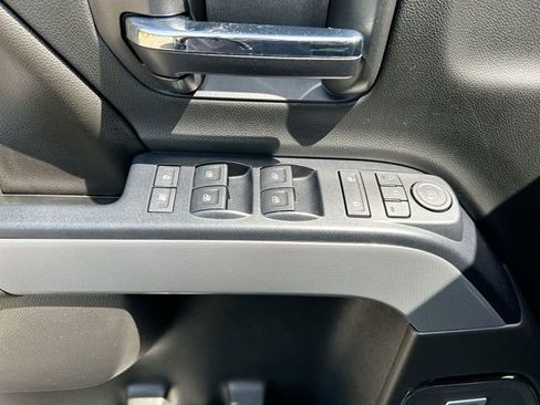 Used 2016 Chevrolet Silverado 1500 LTZ Z71 w/ LTZ Plus Package AWD/4WD image 22