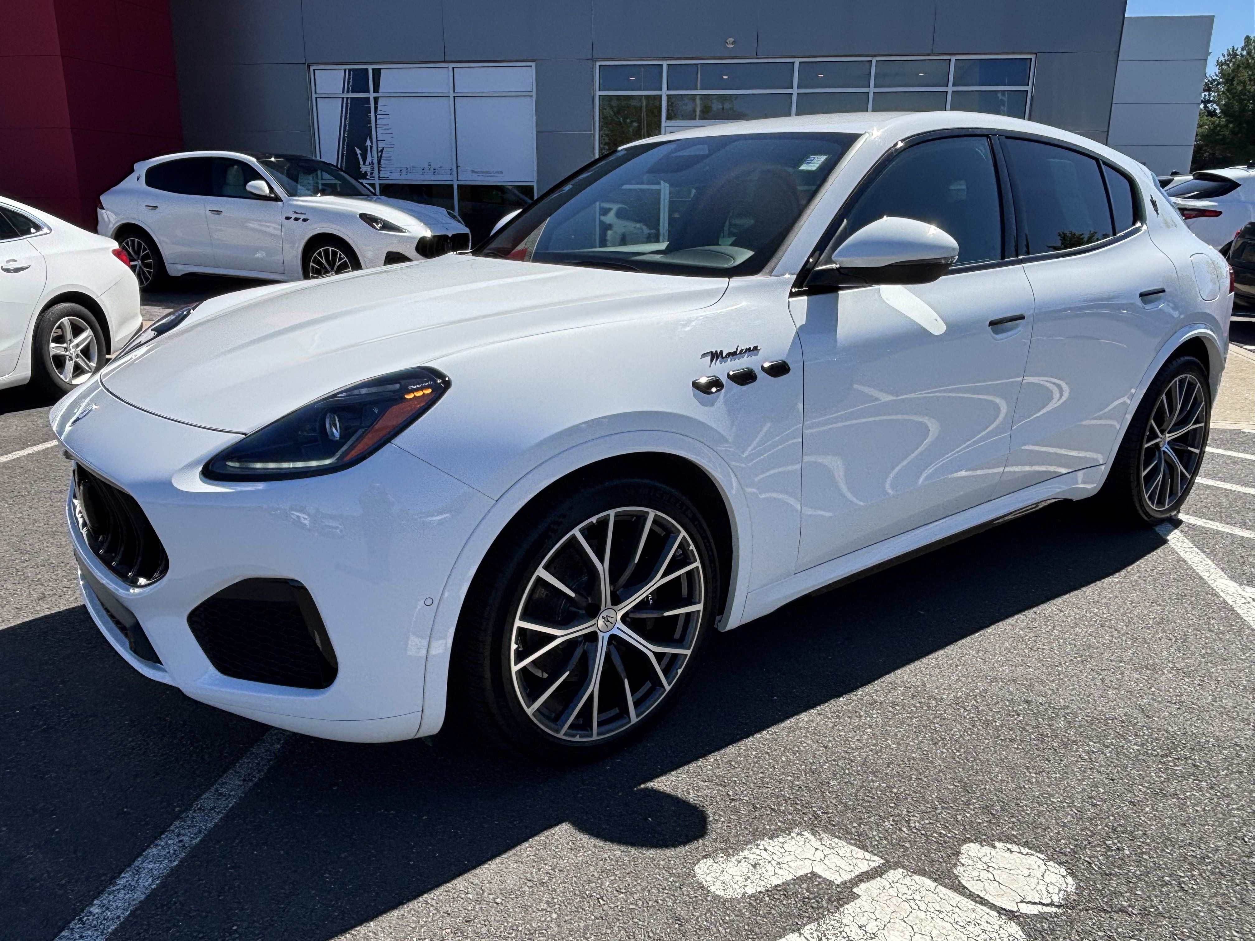 Used 2026 Maserati Grecale Folgore AWD/4WD image 3