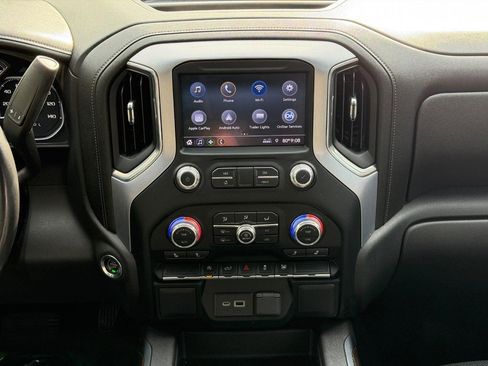 Used 2021 GMC Sierra 1500 Elevation w/ LPO, Elevation Black Package image 13