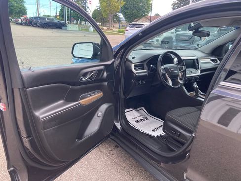 Used 2018 GMC Acadia SLE w/ Driver Alert Package I AWD/4WD image 22