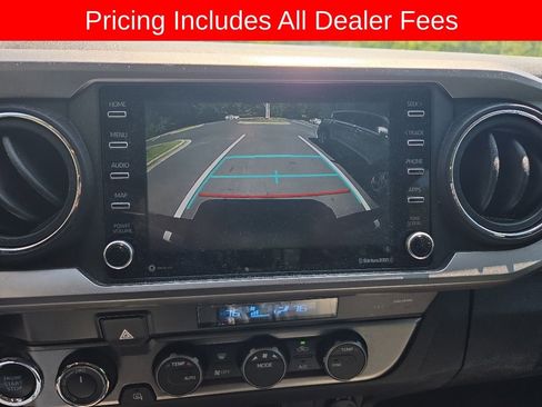 Certified 2023 Toyota Tacoma SR5 AWD/4WD image 5