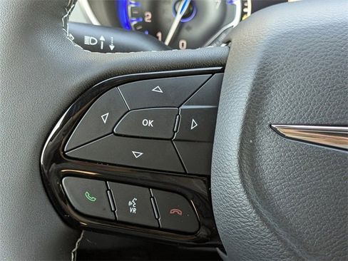 New 2026 Chrysler Pacifica Limited image 26