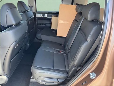 New 2026 Hyundai Santa Fe Limited AWD/4WD image 7