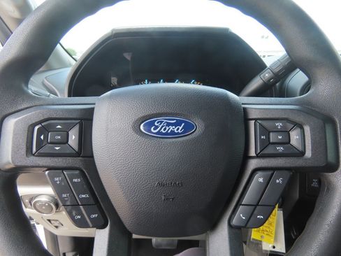 Used 2019 Ford F150 XL w/ Equipment Group 101A Mid AWD/4WD image 27