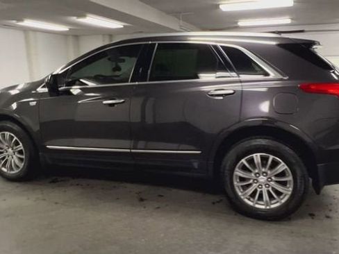 Used 2018 Cadillac XT5 Luxury w/ Driver Awareness Package image 6