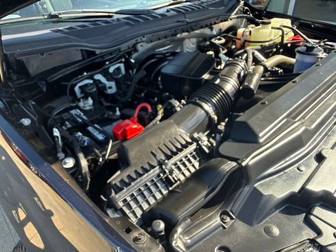 Used 2022 Ford F250 Lariat w/ Black Appearance Package AWD/4WD image 33