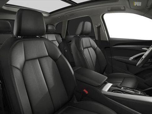 Used 2025 Audi Q5 Premium w/ Convenience Package AWD/4WD image 5