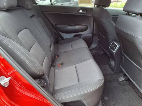 Used 2020 Kia Sportage LX FWD image 15
