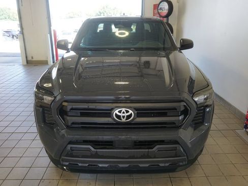 Used 2024 Toyota Tacoma SR AWD/4WD image 11