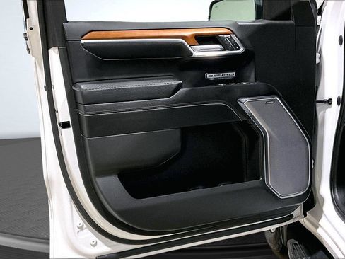 Used 2022 GMC Sierra 1500 Denali image 25