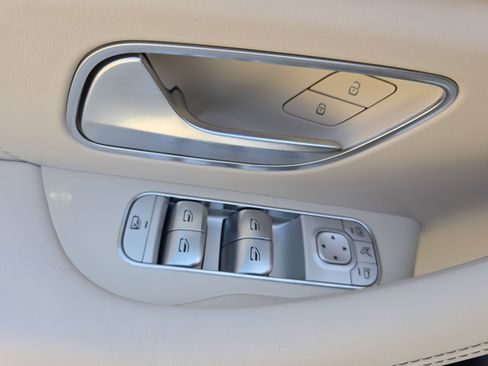 New 2026 Mercedes-Benz GLE 63 AMG S image 28