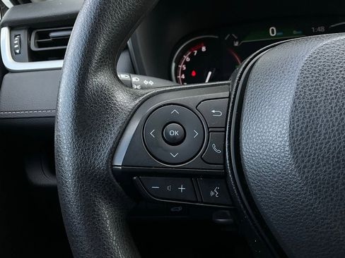 Used 2025 Toyota RAV4 XLE image 34