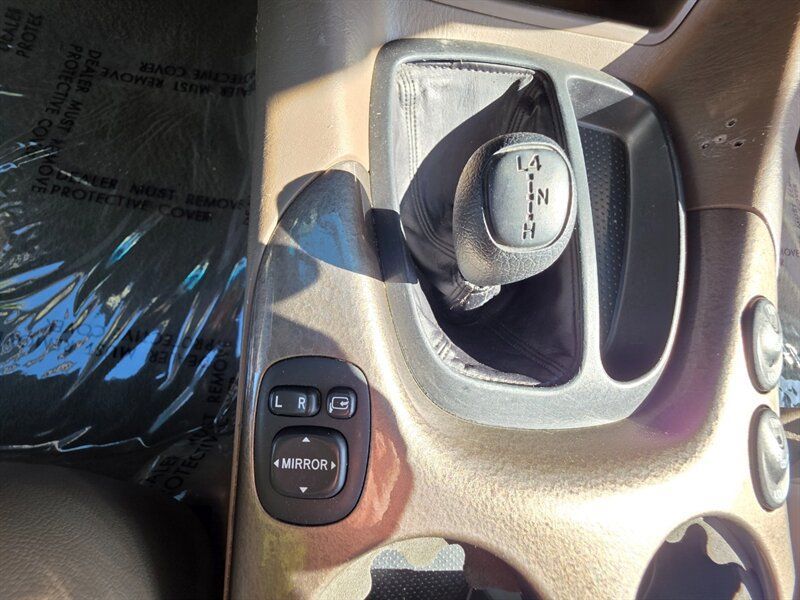 Used 2002 Toyota Sequoia Limited AWD/4WD image 43