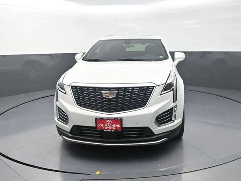 Used 2020 Cadillac XT5 Premium Luxury w/ Platinum Package AWD/4WD image 2